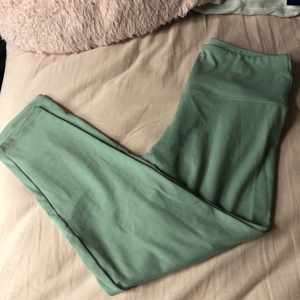 High waisted yoga leggings